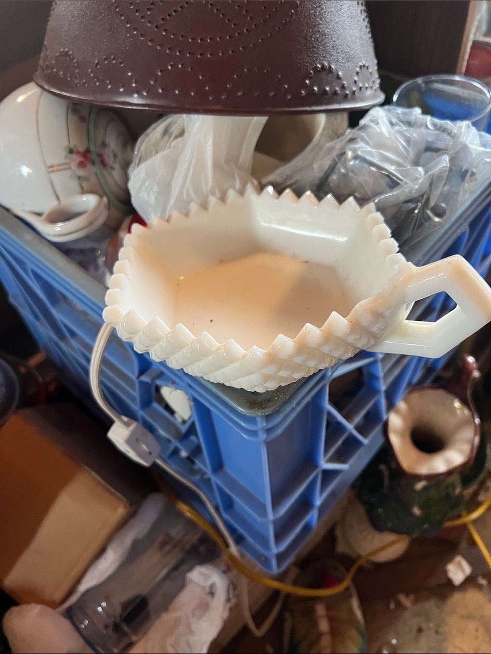 Vintage finger trinket dish